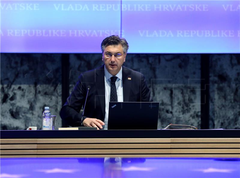 Plenković extends solidarity with Poland on government's behalf