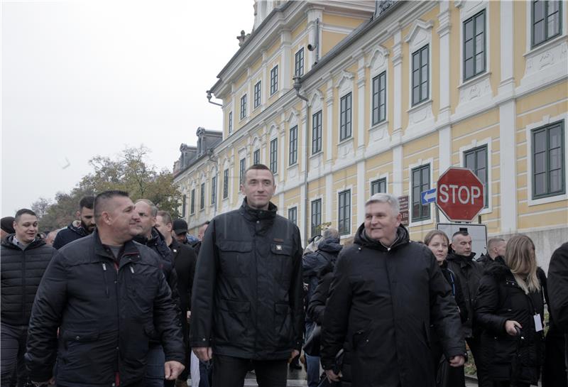 Penava nekažnjavanje ratnog zločina JNA nazvao - izdajom  