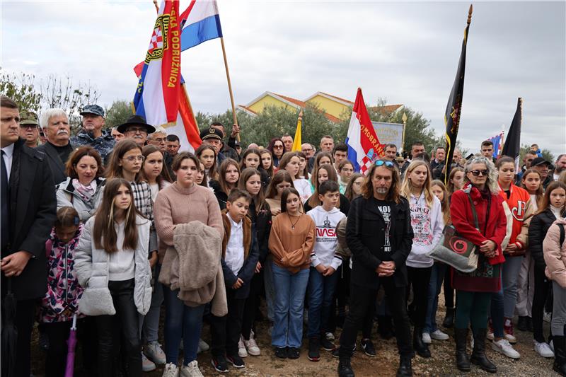 Škabrnja: Krenula Kolona sjećanja