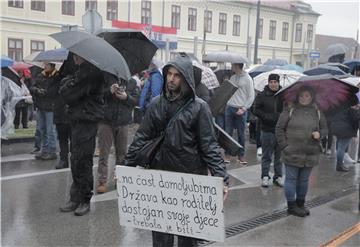 Vukovar: Krenula Kolona sjećanja