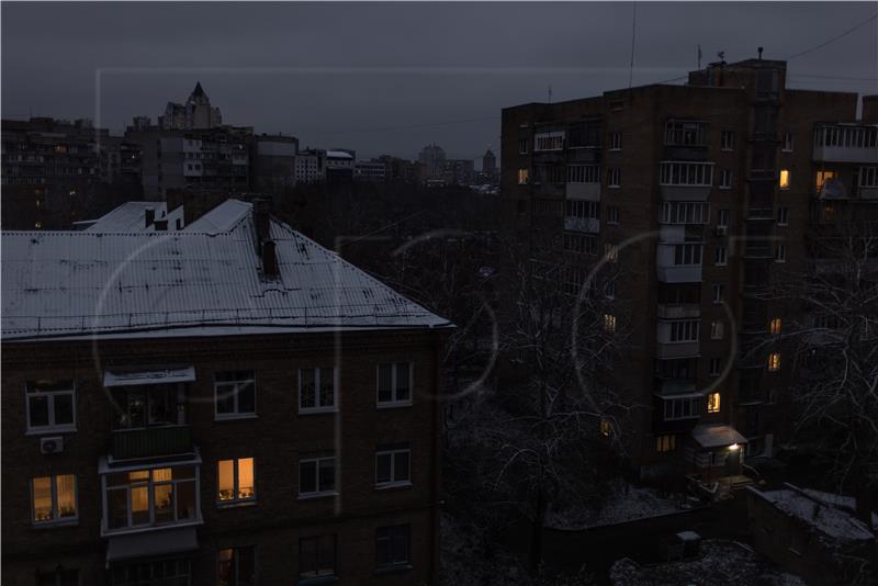 Rusija gađa energetsku i vojnu infrastrukturu Ukrajine, Papa poziva na stvarni mir