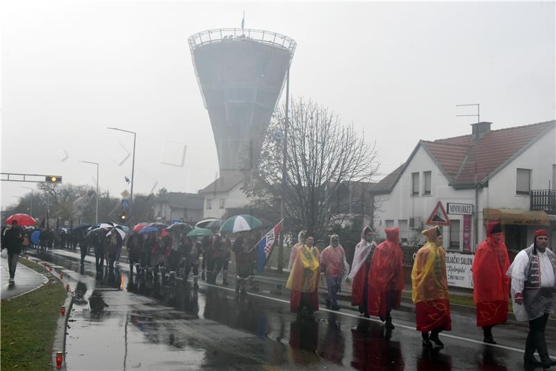 Vukovar: Krenula Kolona sjećanja