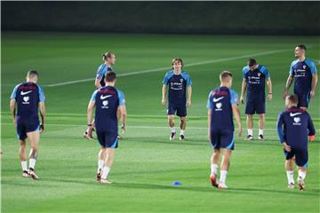 SP Katar: "Vatreni" odradili prvi trening, Livaja trčao odvojeno