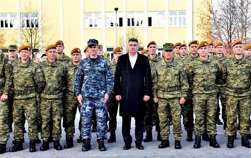 President sees off Croatia's 38th contingent for KFOR mission