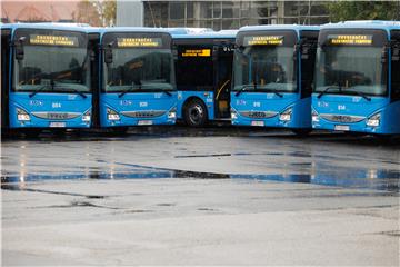 Predstavljeni novi niskopodni autobusi ZET-a