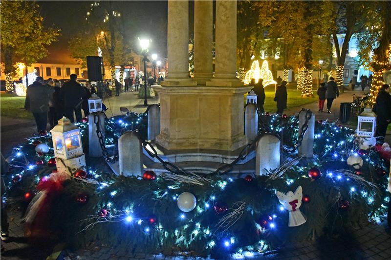 Započeo Advent u Vinkovcima