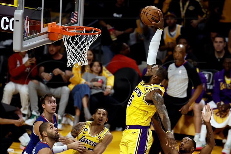 NBA: Tri pobjede domaćih momčadi, Lakersi jedini slavili u gostima