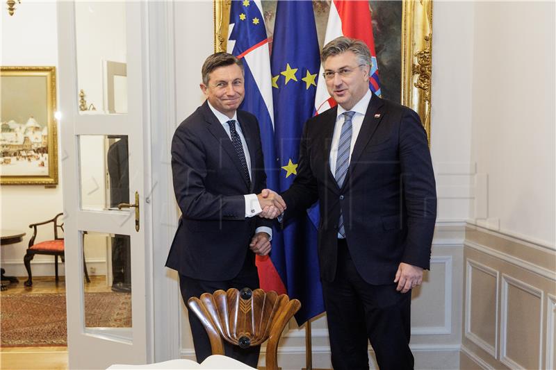 PM thanks Slovenia for support to Croatia's euro, Schengen area entry