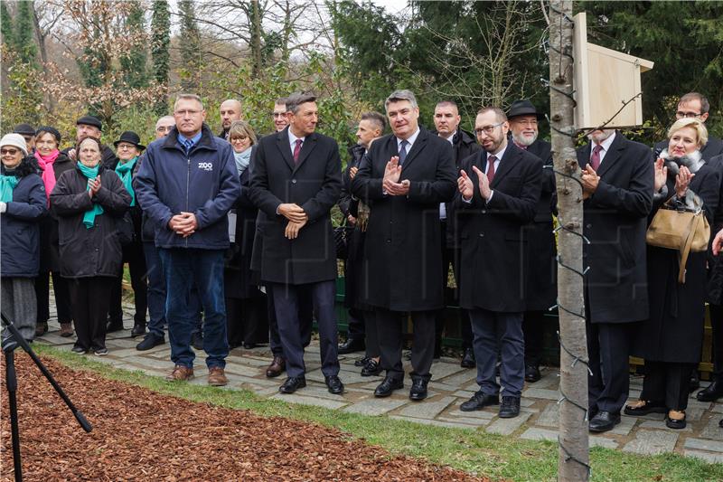 Primopredaja slovenskog pčelinjaka ZOO-u Grada Zagreb