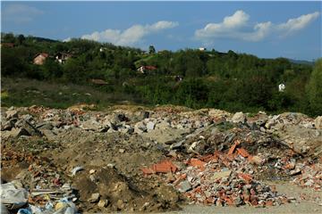 Iz Italije i Austrije uvezli otpad višemilijunske vrijednosti i skladištili ga