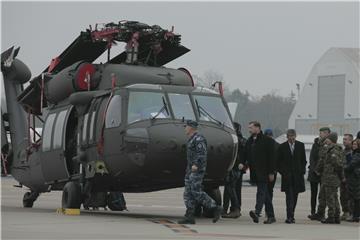 Dva helikoptera Black Hawk stigla u Zagreb