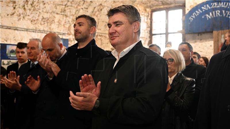 President says defence of Dubrovnik  an important event in Croatia's history