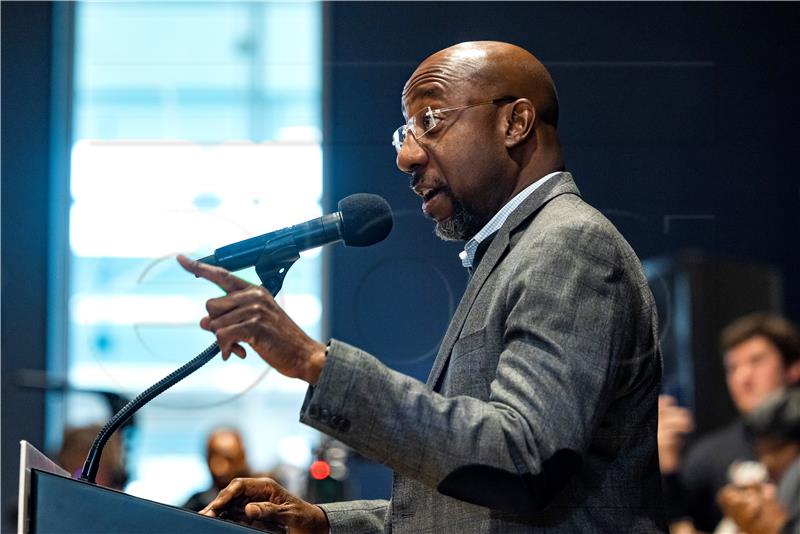 Demokrat Raphael Warnock pobijedio republikanca Walkera u utrci za senatora Georgije