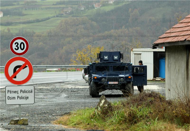 Kosovski policajac lakše ranjen nakon raspoređivanja policije na sjeveru