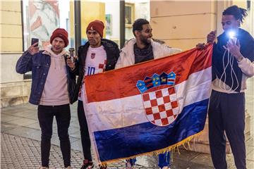 Zagreb: Slavlje navijača nakon utakmice Hrvatska - Brazil