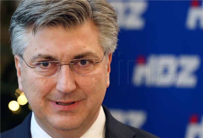 Plenković: Hrvatsku svi gledaju kao nogometnog giganta