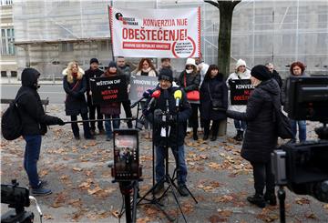 Konferencija za medije Udruge Franak