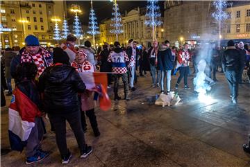 Trg bana Jelačića uoči polufinalne utakmice na SP Katar Hrvatska - Argentina