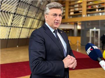 Plenković: Kandidatski status za BiH je dobra i poticajna odluka