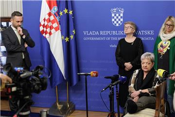 Konferencija za medije ministra Piletića