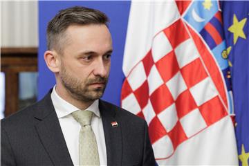 Konferencija za medije ministra Piletića