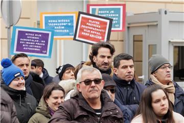 Prosvjed osoba s invaliditetom i obitelji djece s teškoćama u razvoju