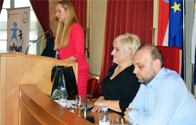 Konferencija projekata "Učimo zajedno 6" i "Vrijeme je za školski obrok 2022.-2023."