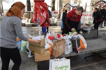 Dubrovnik: Humanitarna akcija „Podijelimo radost Božića“