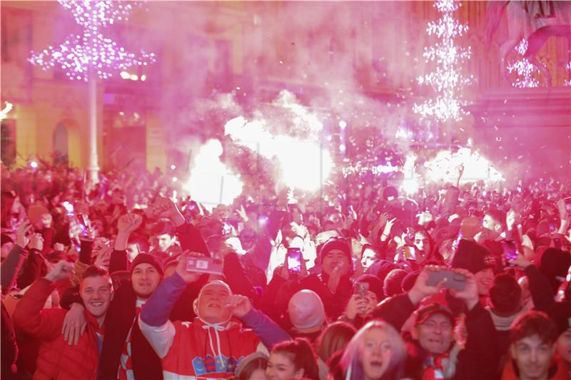 Zagreb: Slavlje navijača nakon pobjede Hrvatske