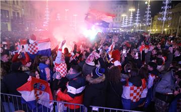 Zagreb: Slavlje navijača nakon pobjede Hrvatske