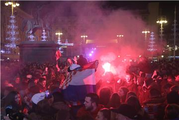 Zagreb: Slavlje navijača nakon pobjede Hrvatske