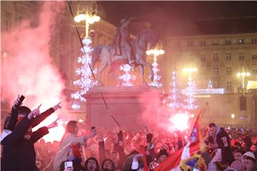 Zagreb: Slavlje navijača nakon pobjede Hrvatske