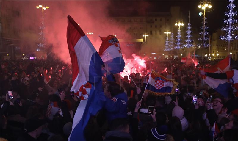 Zagreb: Slavlje navijača nakon pobjede Hrvatske