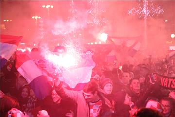 Zagreb: Slavlje navijača nakon pobjede Hrvatske