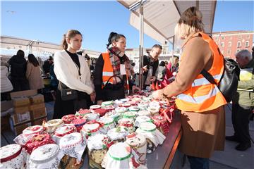 U Splitu humanitarna akcija 'A di si ti?!'