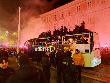 Vatreni stigli na Trg bana Jelačića