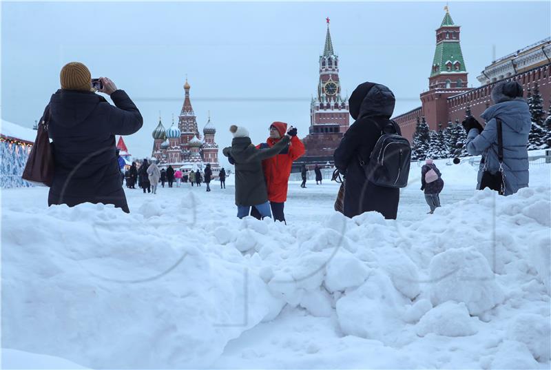 RUSSIA WEATHER SNOWFALL