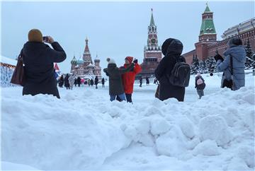 RUSSIA WEATHER SNOWFALL