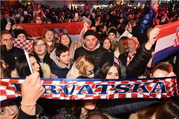 Dalića u Varaždinu dočekalo 3 tisuće Varaždinki i Varaždinaca