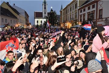 Dalića u Varaždinu dočekalo 3 tisuće Varaždinki i Varaždinaca