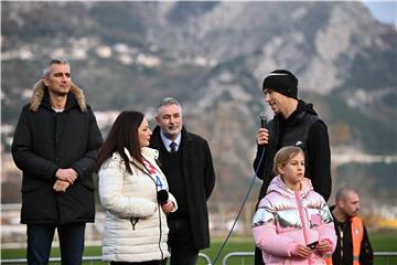 Doček Ivana Perišića u Omišu