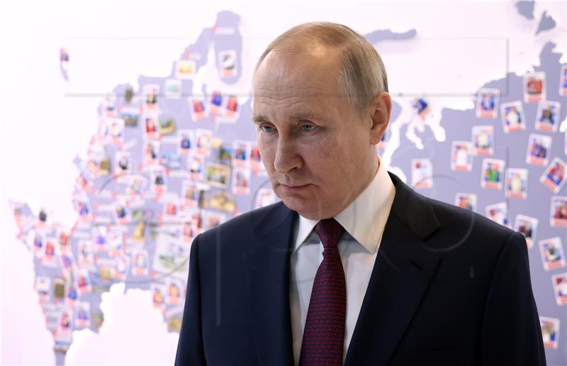 Vladimir Putin kaže da želi kraj rata i da svi sukobi završavaju diplomacijom