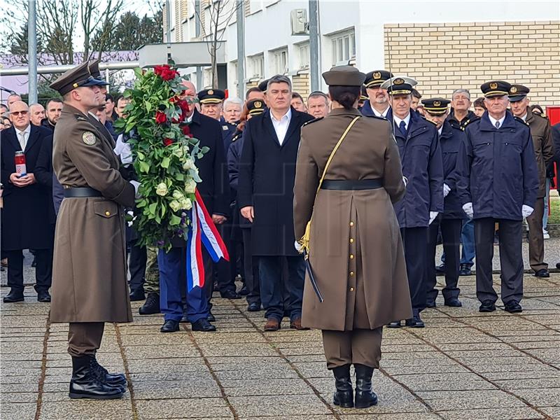 Milanović na obilježavanju dana 2. oklopno- mehanizirane bojne "Pume"