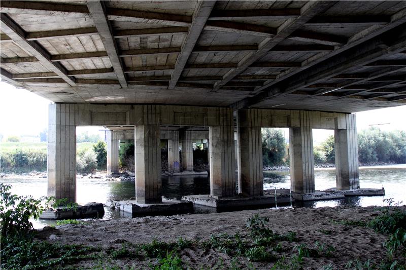 Radovi na istočnom vijaduktu Jadranskog mosta završeni, od sutra u prometu