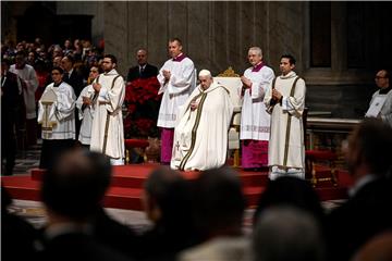 VATICAN CHRISMAS MASS