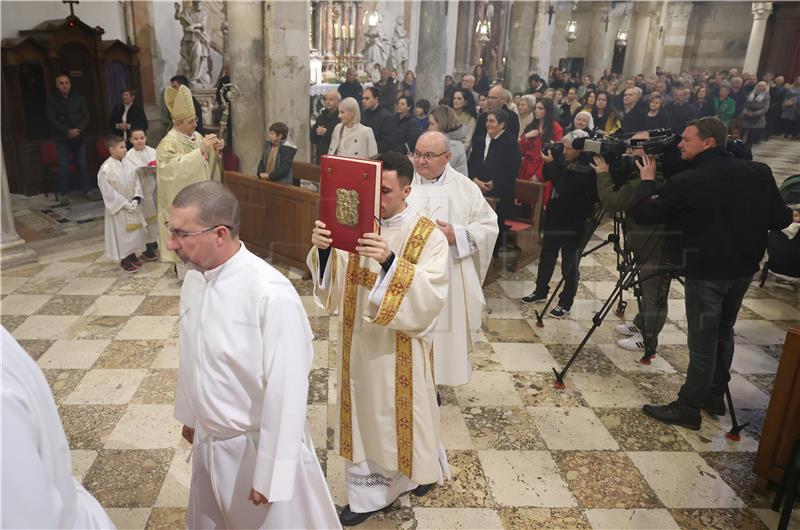 Zadar: Misno slavlje na svetkovinu Božića