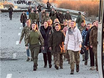 Ukrajinski ministar obrane: Posebne uniforme za žene u vojsci stavljene na probu