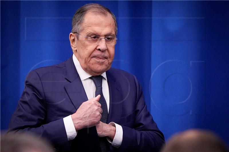 Lavrov: Ili će Ukrajina ispuniti naše prijedloge ili će o svemu odlučiti ruska vojska