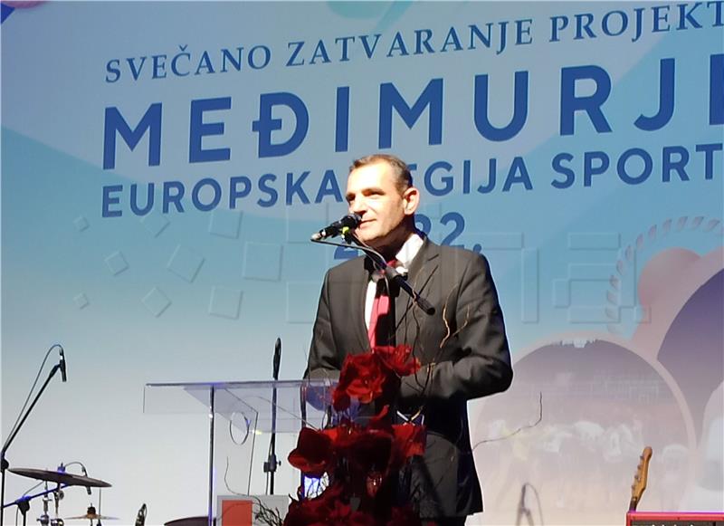 Spuštena zastava "Međimurje - Europska regija sporta 2022."