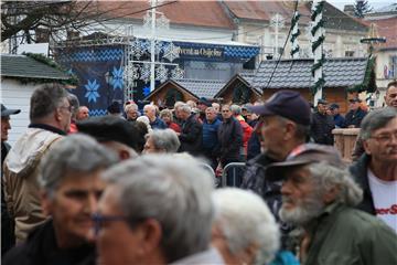 Osječani Novu 2023. dočekuju na Trgu Ante Starčevića